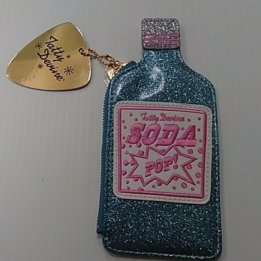 Soda pop coin purse never used